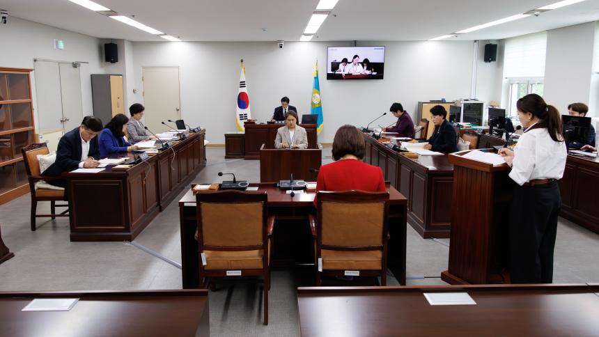 행정복지위원회 회의_제290회 임시회 - 4