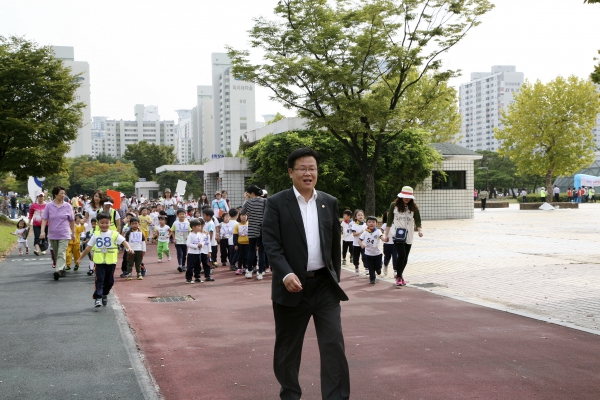 제12회 꼬마마라톤대회 - 20