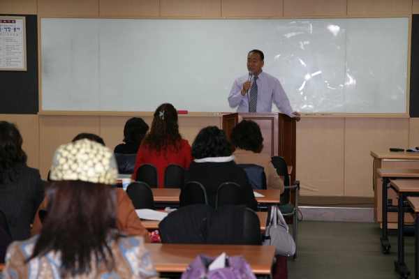 부천시의회 의장 오명근 여성자치학교 강의 - 8