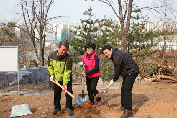 봄철 내 나무갖기 및 식목일 행사 - 6