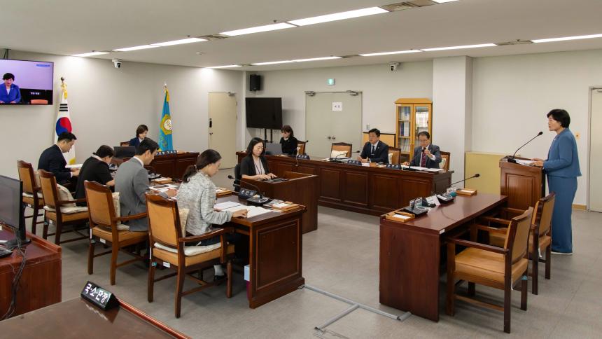 재정문화위원회 회의_제284회 정례회 - 6