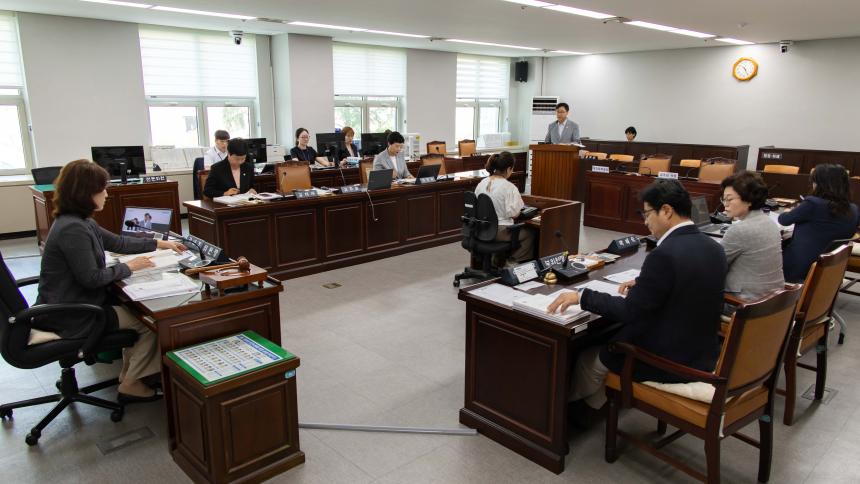행정복지위원회 회의_제284회 정례회 - 2