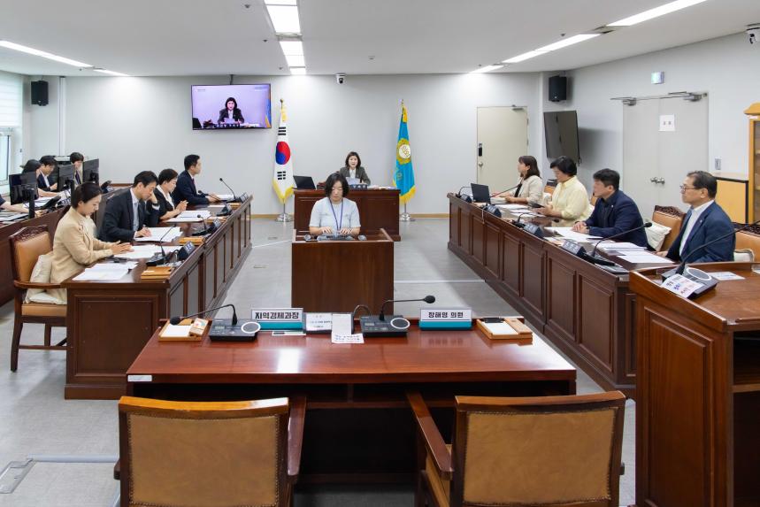 재정문화위원회 회의_제285회 임시회