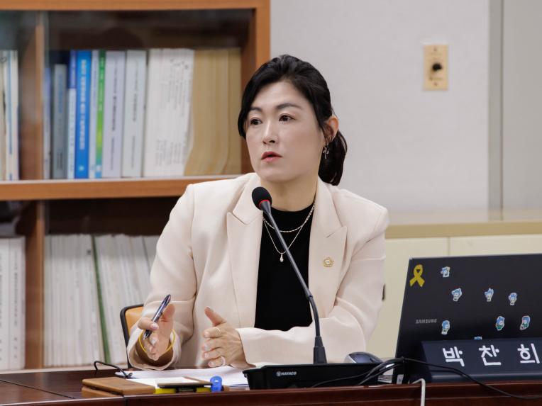 행정복지위원회 회의_제285회 임시회 - 8