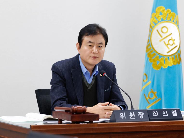 도시교통위원회 행정사무감사(주택국) - 8