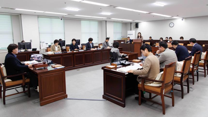 예산결산특별위원회 회의_제290회 임시회 - 5