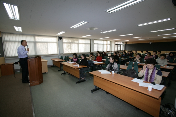 부천시의회 의장 오명근 여성자치학교 강의 - 5