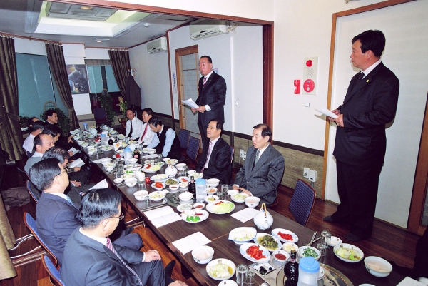 전직 의장, 사무국장 간담회