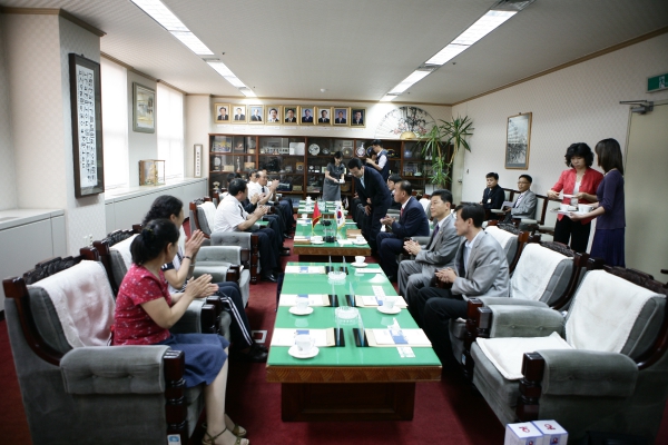 중국 무순시 총공회 및 한국노총부천지부 접견 - 4