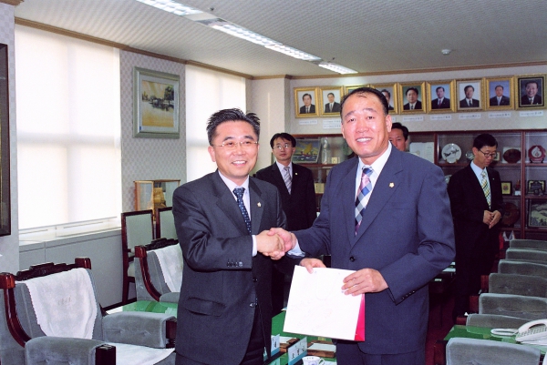 익산시의회 의원 방문 - 3