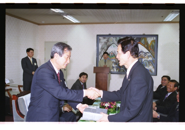 부천시의회-서산시의회 자매결연 의향서 교환 - 4