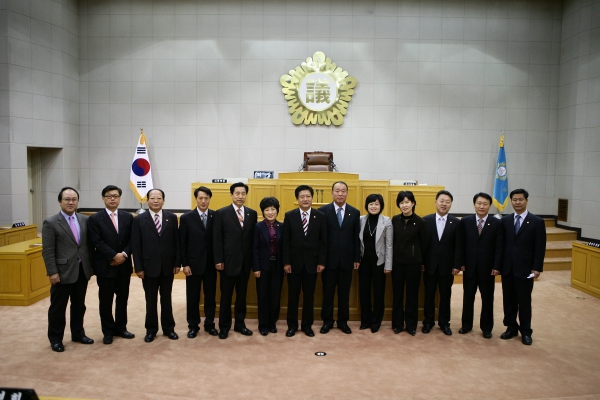 울산 동구 의회 의원 방문 - 9