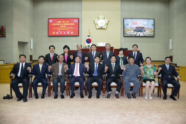 중국 도문시인대위 접견