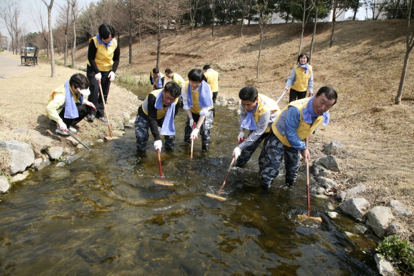 2011 기획재정위원회 시민의 강 청소 - 2