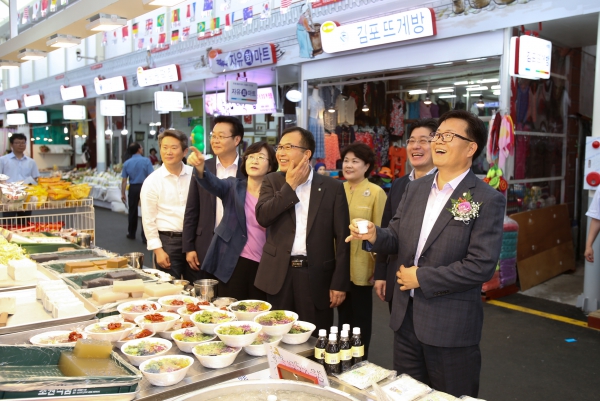 자유시장 환경개선사업 준공식 - 10