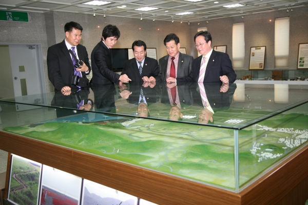 의회운영위원회 비교견학 - 24