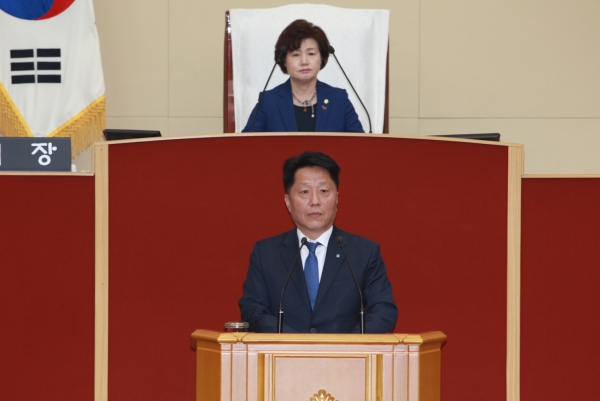 제238회 부천시의회(임시회) 제2차 본회의 - 8