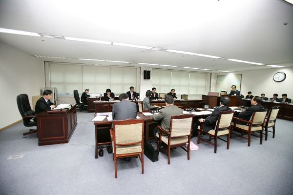 2007 의회운영위원회 행정사무감사 - 8