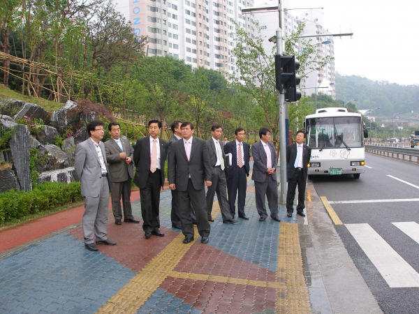 제135회 임시회 건설교통위원회 현장방문 - 21