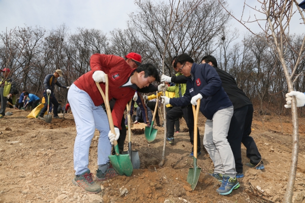 제70회 식목일 나무심기 행사 - 15