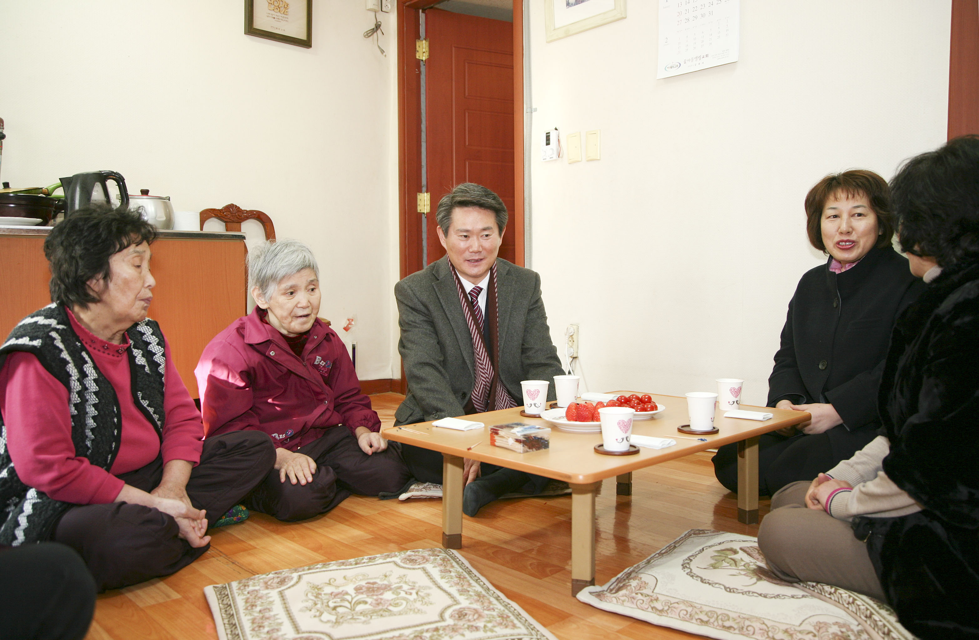 추위를 녹이는 훈훈한 정 나누기 위로 방문 - 1