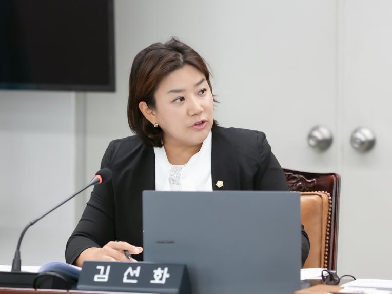 부천시의회 김선화 의원,  경력‘단절’대신 경력‘보유’여성으로 용어 변경 추진 - 1