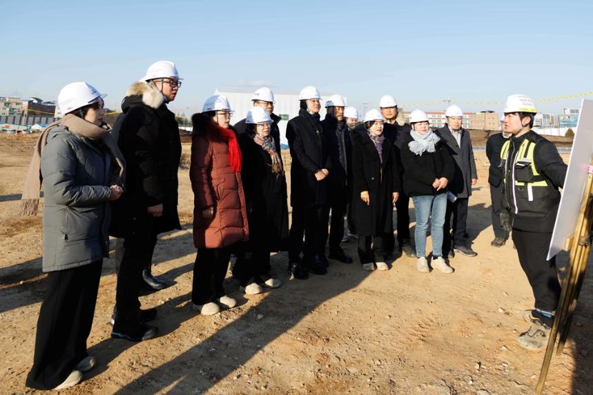 부천시의회 도시교통위원회, 오정군부대 도시개발 현장 방문 - 1