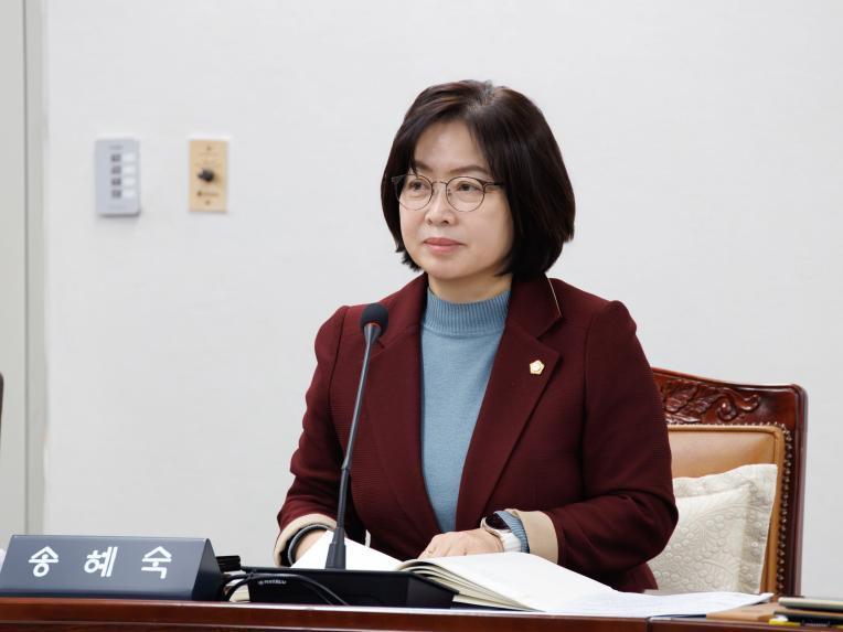 부천시의회 송혜숙 의원, 지속가능발전교육 거점도시 도약 기반 마련 - 1