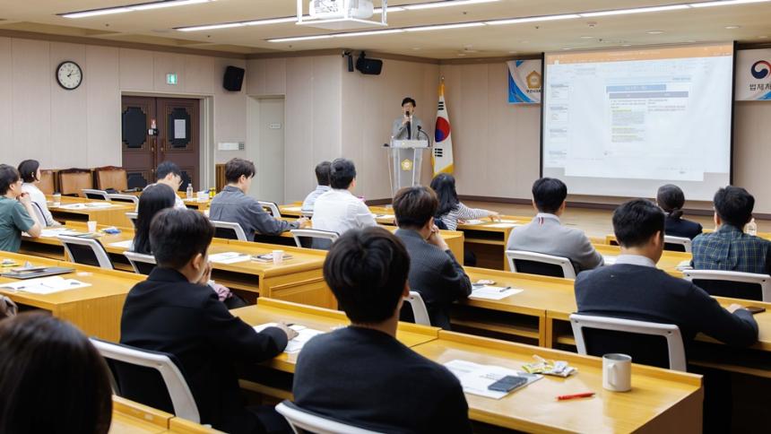 부천시의회, 실무 중심 법제교육 실시… 자치입법 역량 강화 - 1