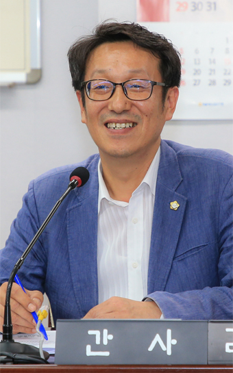 김성용 의회운영위원회 위원장